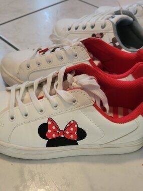 Minnie Sneakers